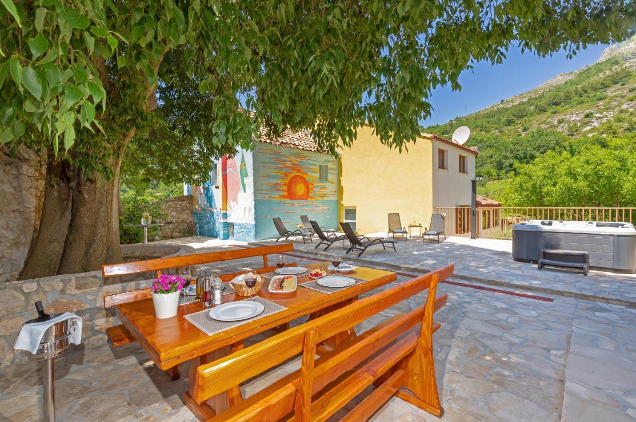 Holiday Home Ana'S Paradise Mlini Exterior photo