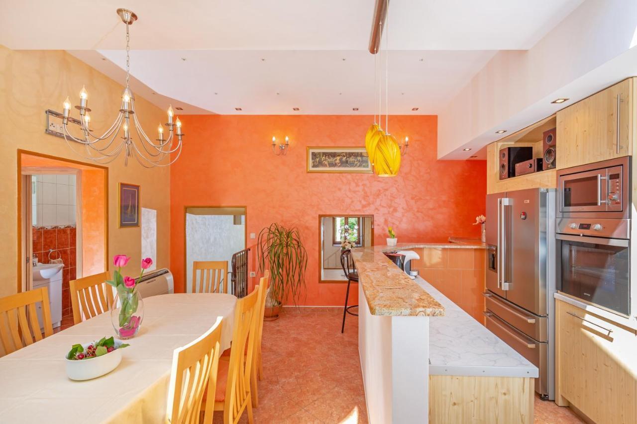Holiday Home Ana'S Paradise Mlini Exterior photo