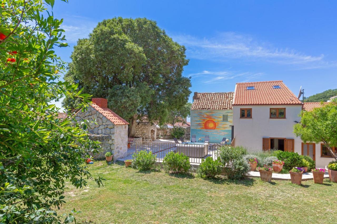 Holiday Home Ana'S Paradise Mlini Exterior photo